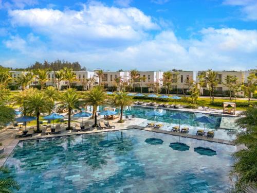 Wyndham Hoi An Royal Resort-An Bang Beach