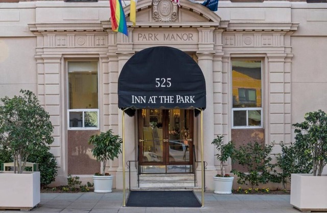 Wyndham Victorian style 2 bedroom condo in San Diego near Hillcrest & Downtown