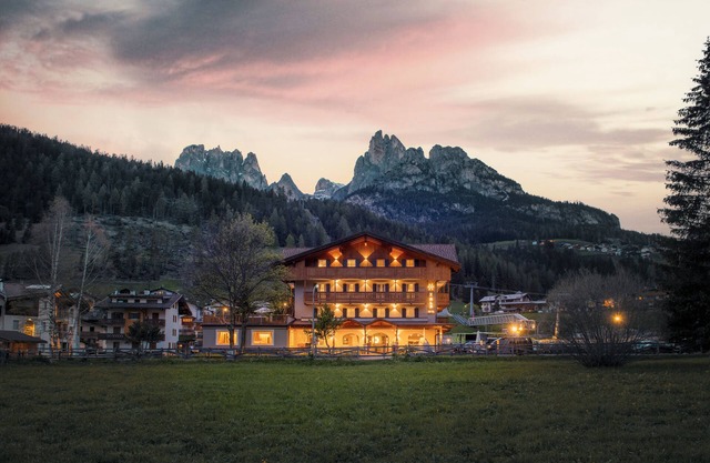 X Alp Hotel