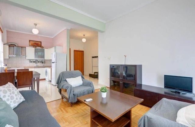 Xarilaou's Two-Bedroom Treasure in Thessaloniki