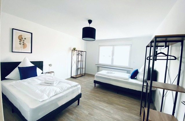 XXL teams I fitters I families I 1.20m beds I P I comfort I central