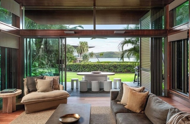 Yacht Club Villa 5