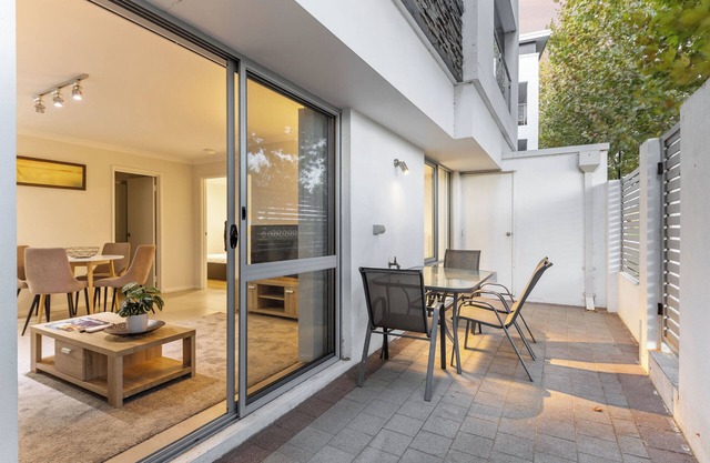 Yaran Suites