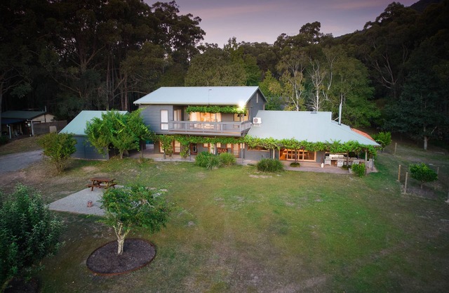 Yarradene Luxury Healesville Farmstay