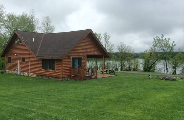 Year Round - Ash Lake Private Cabin