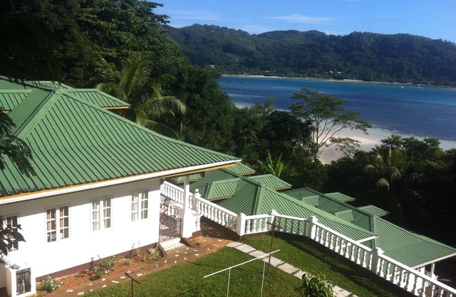 Yellow Petals Self Catering Seaview Apartments Seychelles