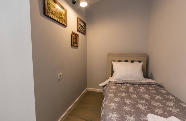 YellowBoot Aparthotel 8 - Stay abroad, feel at home