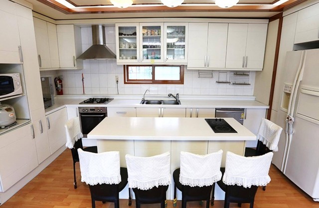 Yeoju White House Pension