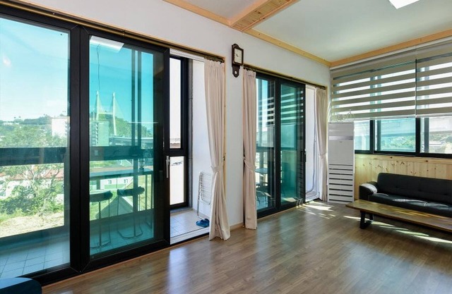 Yeosu Chunghong Pension