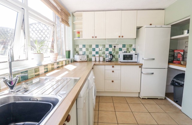 YEWBARROW, pet friendly, with open fire in Gosforth