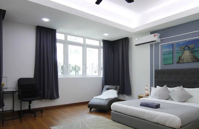 YO.OM Families Luxury Condo Gateway 6 Pax