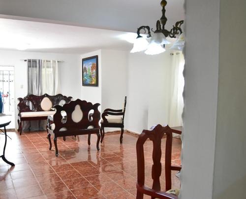 Yolanda's house