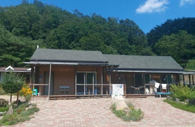 Yonghwasan Neoul Pension
