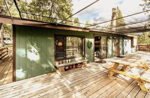 Yosemite Cabin Summar