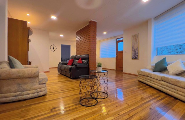 Your Adventure in Cuenca Starts Here: Fully Equipped Apartment in Downtown