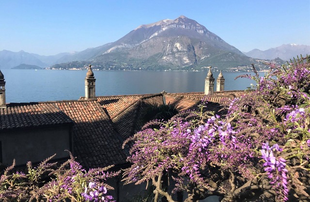 your holiday home a few steps from the Sentiero del Viandante and from Lake Como