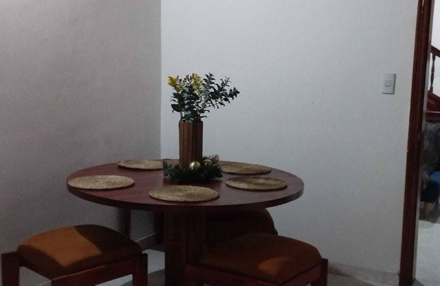Your home away from home, excellent location, excellent spaces, excellent treatment.