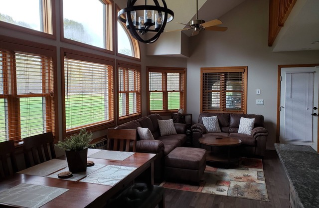 Your Luxurious Home Away from Home in the Beautiful White Mountains