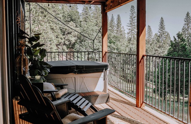 Your private boutique retreat in the heart of Grass Valley/Nevada City