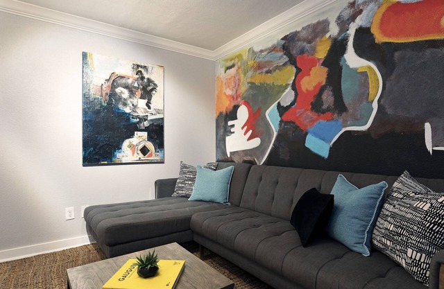 Your TMC Flats! Sleeps 32, 16BR, 8BA, 8PA