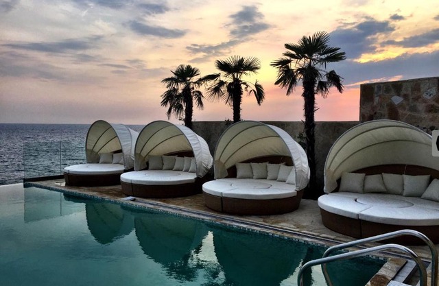 Yourhome Beach 
