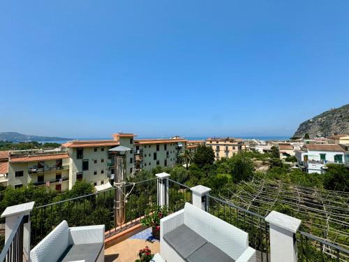 YourHome - La Famiglia Apartment