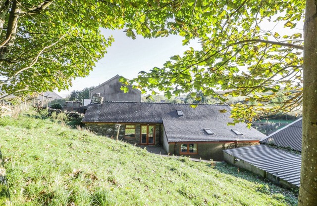 YR HEN DY, family friendly, with open fire in Llan Ffestiniog