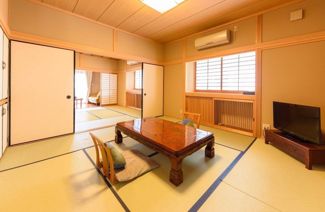 Yuji Vacation Onestory Japanesestyle room with / Yufu Ōita