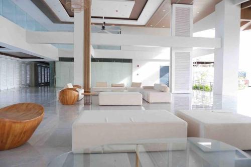 Yvonne Condo at Primeworld Lapu Lapu, Mactan Cebu