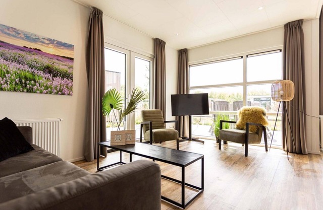 ✓ Z Module at Résidence de Leuvert ✓ Holiday home for 6 persons ✓ Located near Den Bosch (Noord-Brabant) ✓ Near De IJzeren Man ✓ Book directly through the park