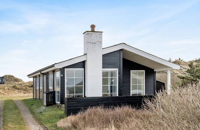 "Zaharinka" - 300m from the sea by Interhome
