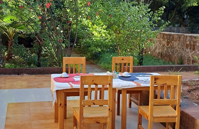 Zan-Seyoum Hotel
