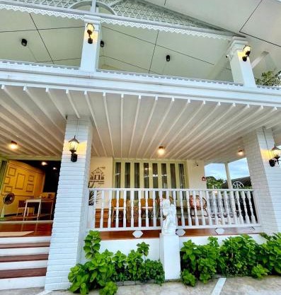 Zane Balcony House Ranong Hotel เซน บัลโคนี่ เฮ้าส์ ระนอง