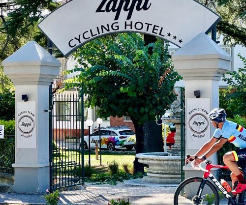 ZAPPI CYCLING HOTEL