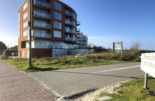 Zeezicht, Kanaalweg 1-408