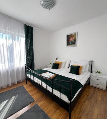 Zen Apartment 4