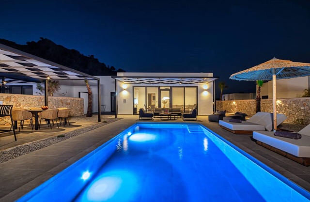 Zen Club Luxury Villas-Kingo