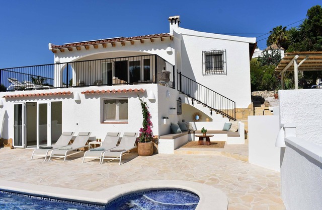 Zen Villa Moraira - Private Ibiza style holiday home in Moraira, close to beach