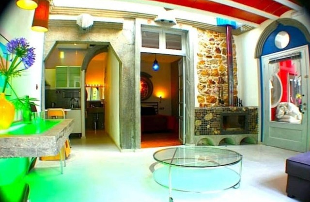 Zentral club proton proton jacuzzi