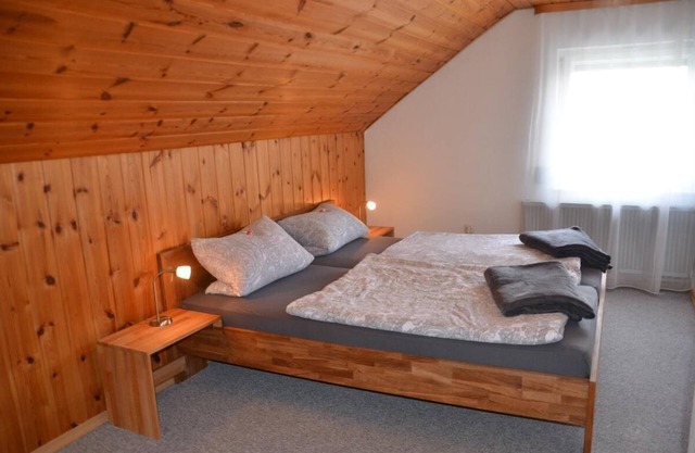 Zentral gegelgene Ferienwohnung mit 2 Schlafzimmern und WLAN