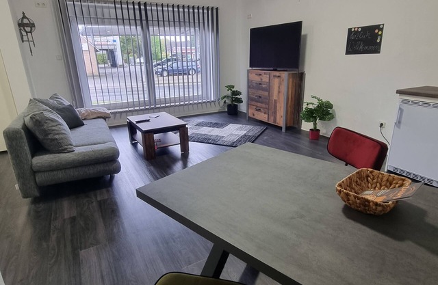 Zentral Gelegenes Neues Appartment