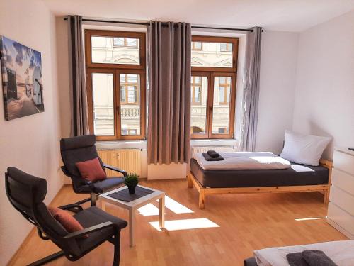 Zentrale 2-Zimmer-Wohnungen für Gruppen & Monteure, fußläufig zur Elbe & Shoppingcenter