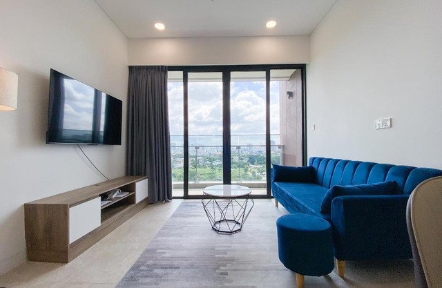 Zeus Living - Luxury Condo 2 Bedroom in The River Thu Thiem