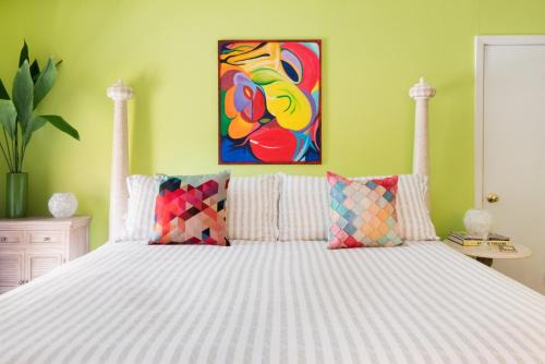 Zilker Museum Home w King Bed, Patio Grill- Extended Stays Welcome