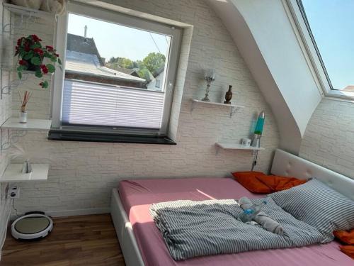 Zimmer HomeOffice Küche WLAN TV mit Terrasse&Grill +Fahrrad