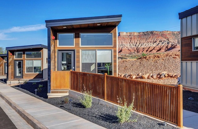Zion Retreat: ADA-Friendly Tiny Home w/King Bed, Full Kitchen & Kids Loft #18
