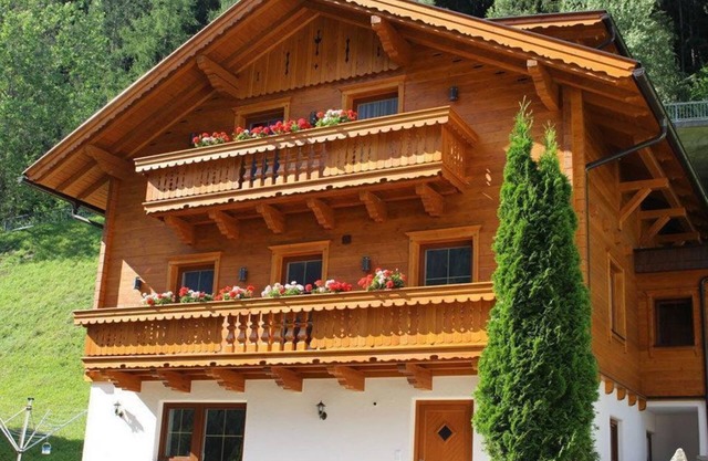 Zirbenchalet Großglockner - Swiss stone pine chalet