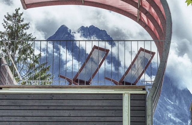 Zugspitz noise 2 | Fantastic living right on the river bank with a view of the Zugspitze