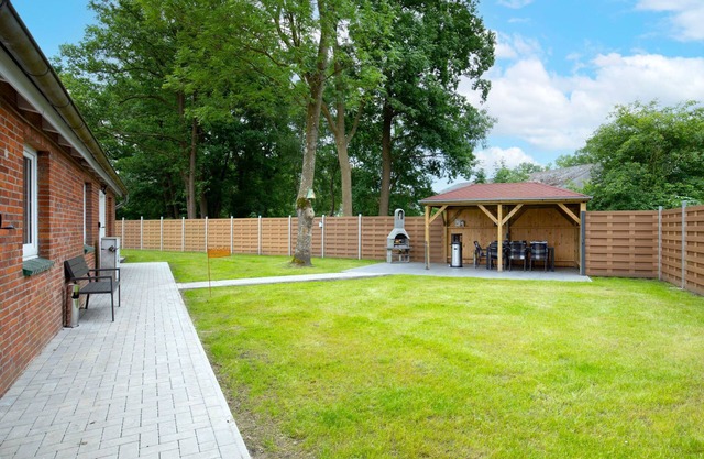 Zum Kreidesee Hemmoor by Interhome
