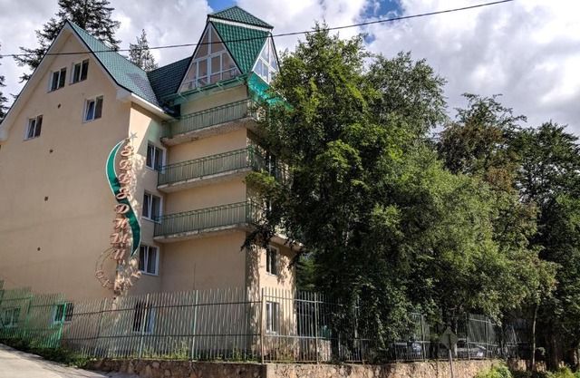 Zvezdniy